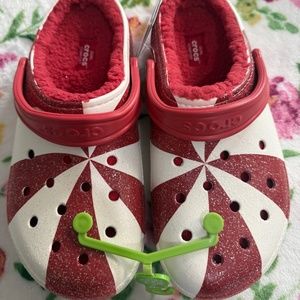 Classic Lined Holiday Clog